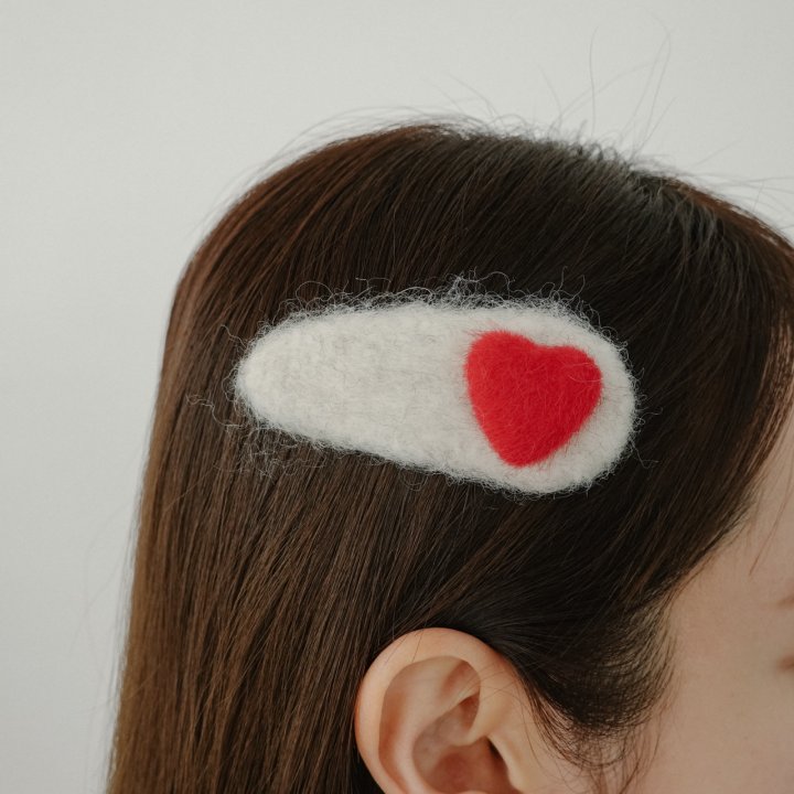 Eeiitt - Korean Women Fashion - #womensfashion - Big Pong Pong Heart Hairpin - 2