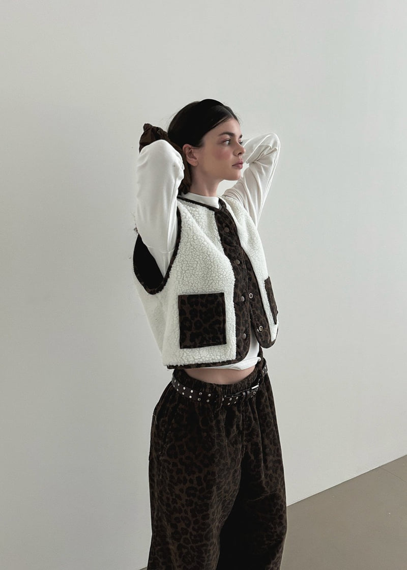 Gavara Market - Korean Women Fashion - #momslook - Buzz Dumble Vest - 11