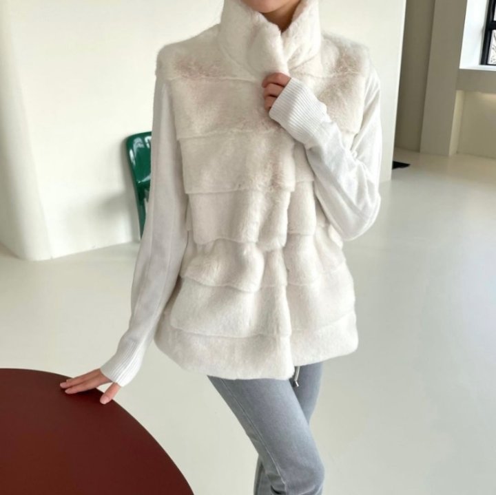 Merry J - Korean Women Fashion - #shopsmall - Couch Soft Vest - 2