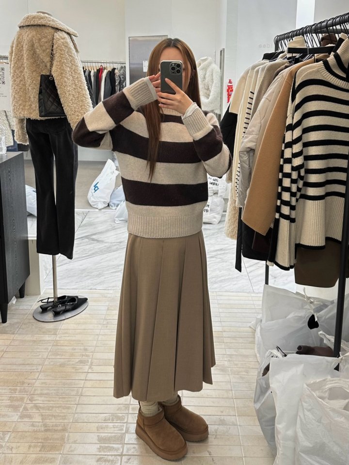 Moani - Korean Women Fashion - #romanticstyle - Fuzzy Brush Striped Knit - 2