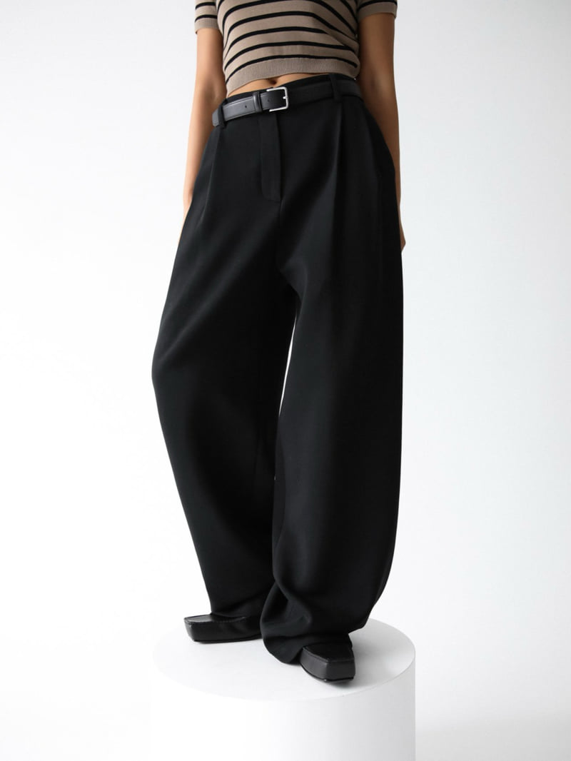 Paper Moon - Korean Women Fashion - #momslook - Sweat Wide Pin-tuck Trousers - 4